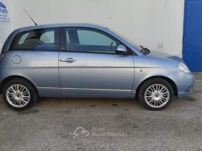 Lancia Ypsilon 75 CV Diva Blu/Azzurro usata Modugno