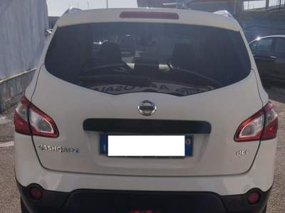 Nissan Qashqai Qashqai+2 1.5 dCi DPF Tekna Bianco usata Modugno