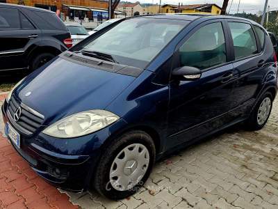 Mercedes-Benz Classe A A 150 Elegance Blu/Azzurro usata Perugia