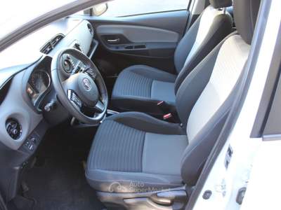 Toyota Yaris 5 porte Business Bianco usata Lavis