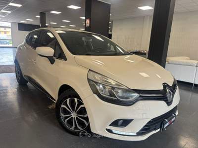 Renault Clio Sporter dCi 8V 75CV Start&Stop Energy Intens Beige usata Prato