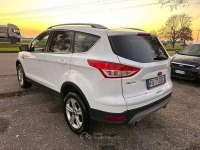 Ford Kuga Kuga II 2015 2.0 tdci Business 2wd s Bianco usata Inzago