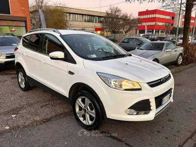 Ford Kuga Kuga II 2015 2.0 tdci Business 2wd s Bianco usata Inzago