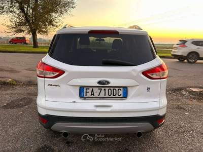 Ford Kuga Kuga II 2015 2.0 tdci Business 2wd s Bianco usata Inzago