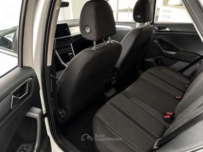 Volkswagen T-Roc SCR 150 CV DSG Life Bianco usata Trinitapoli
