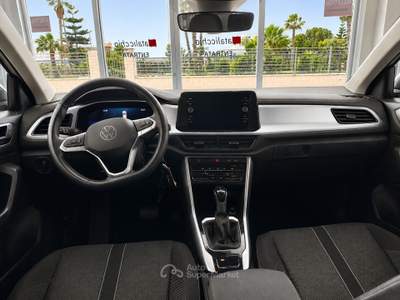 Volkswagen T-Roc SCR 150 CV DSG Life Bianco usata Trinitapoli