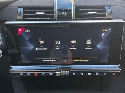DS Automobiles DS 7 Ds 7 Crossback 2.0 diesel 180cv Performance Line Nero usata Bitonto