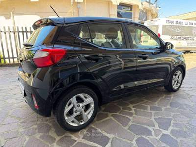 Hyundai i10 1.0 mpi Tech at UNICO PROPRIETARIO OK NEOPATENTATI BELLISSIMA Nero usata Cesano Maderno