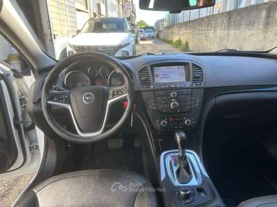 Opel Insignia CAMBIO AUT. ROTTO 2.0 CDTI Sports Tourer Cosmo Bianco usata Ozzano dell'Emilia