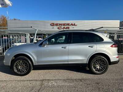 Porsche Cayenne 3.0 S E-Hybrid 333 CV Argento usata Ozzano dell'Emilia