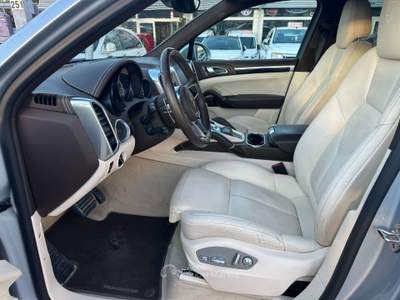 Porsche Cayenne 3.0 S E-Hybrid 333 CV Argento usata Ozzano dell'Emilia