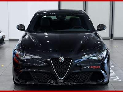 Alfa Romeo Giulia **2.9|V6|Bi-Turbo|AT8|Quadrifoglio|CARBOCERAMICA| Nero usata Vergiate
