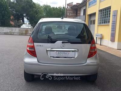 Mercedes-Benz Classe A All. Elegance Benzina c Argento usata Calcinato
