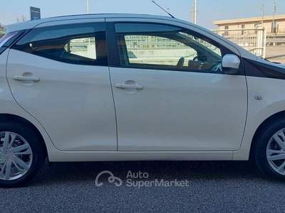 Toyota Aygo Benzina cc. 1.000 Mod. X-Play Tetto Ap usata Calcinato
