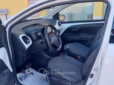 Toyota Aygo Benzina cc. 1.000 Mod. X-Play Tetto Ap usata Calcinato