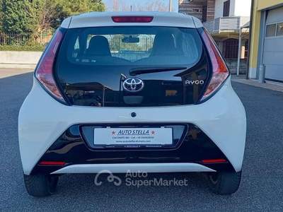 Toyota Aygo Benzina cc. 1.000 Mod. X-Play Tetto Ap usata Calcinato