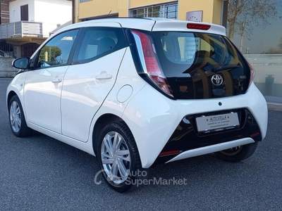 Toyota Aygo Benzina cc. 1.000 Mod. X-Play Tetto Ap usata Calcinato