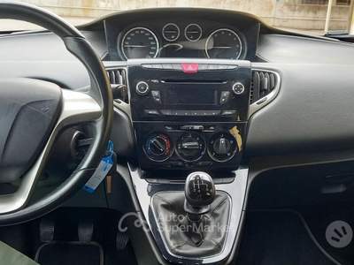 Lancia Ypsilon Benzina e GPL cc. 1.242 - 5 Porte 5 usata Calcinato