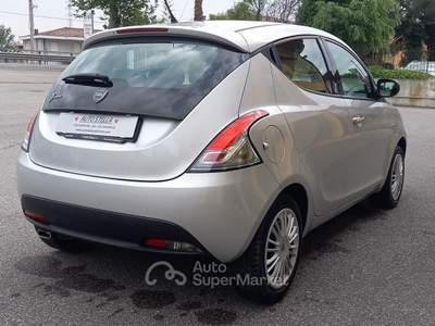 Lancia Ypsilon Benzina e GPL cc. 1.242 - 5 Porte 5 usata Calcinato