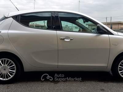 Lancia Ypsilon Benzina e GPL cc. 1.242 - 5 Porte 5 usata Calcinato