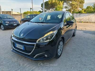 Peugeot 208 5 porte Active Nero usata Altamura