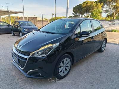 Peugeot 208 5 porte Active Nero usata Altamura