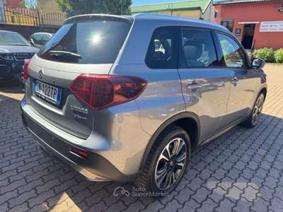 Suzuki Vitara 1.5 FULL Hybrid A/T 4WD AllGrip Starview Grigio usata Milano