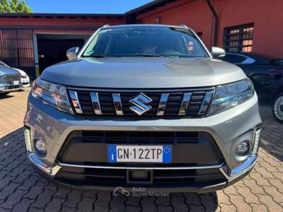 Suzuki Vitara 1.5 FULL Hybrid A/T 4WD AllGrip Starview Grigio usata Milano