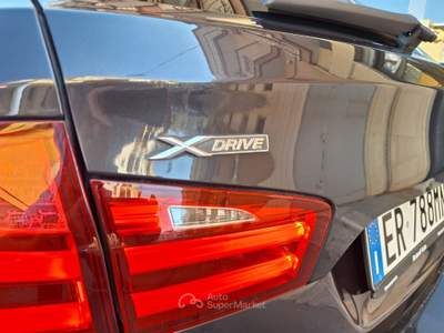 BMW Serie 5 525d 525 525d xDrive Touring Nero usata Castellana Grotte