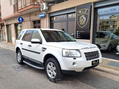 Land Rover Freelander S.W. HSE Bianco usata Castellana Grotte