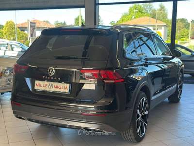 Volkswagen Tiguan Allspace 2.0 tdi  4motion dsg 150cv Nero usata Mornago