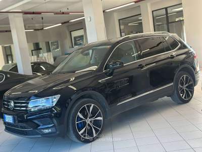 Volkswagen Tiguan Allspace 2.0 tdi  4motion dsg 150cv Nero usata Mornago