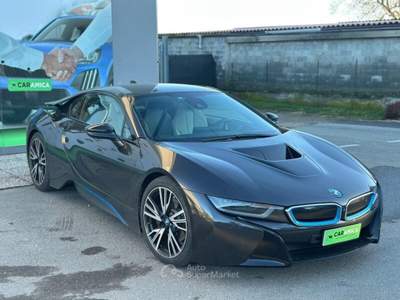BMW i8 i8 Blu/Azzurro usata Asti
