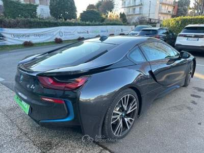 BMW i8 i8 Blu/Azzurro usata Asti