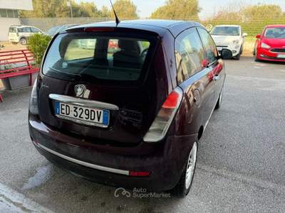 Lancia Ypsilon 1.3 MJT 75 CV Elle Lilla usata Pignataro Maggiore
