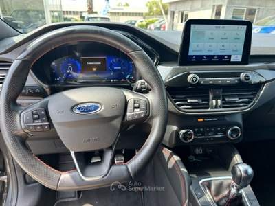 Ford Kuga 1.5 EcoBlue 120 CV 2WD ST-Line Grigio usata Pignataro Maggiore