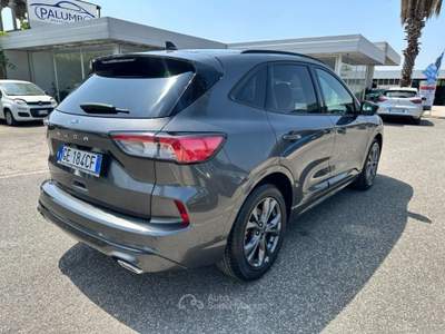 Ford Kuga 1.5 EcoBlue 120 CV 2WD ST-Line Grigio usata Pignataro Maggiore