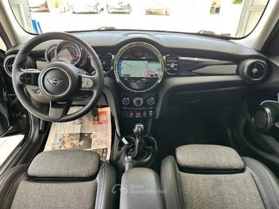 MINI One 1.5 One Business 5 porte Nero usata Pignataro Maggiore