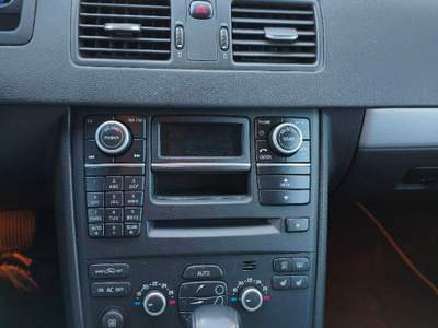 Volvo XC90 R-Design Nero usata San Sostene