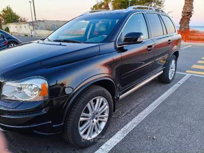Volvo XC90 R-Design Nero usata San Sostene