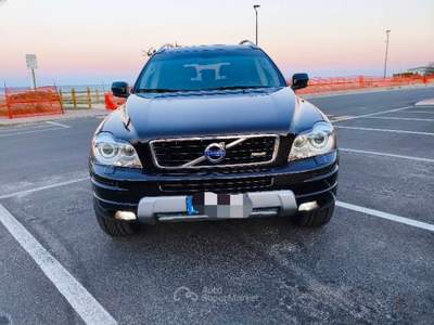 Volvo XC90 R-Design Nero usata San Sostene
