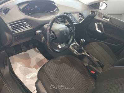 Peugeot 308 308 BlueHDi 130 S&S Active usata Prato