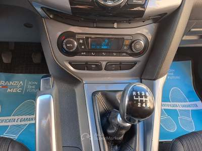 Ford Focus Ford Focus !.6Tdci 115cv SW Titanium 2011 Nero usata Ceglie Messapica