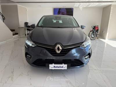 Renault Clio Blue dCi 100 CV 5 porte Evolution Grigio usata MASSAFRA