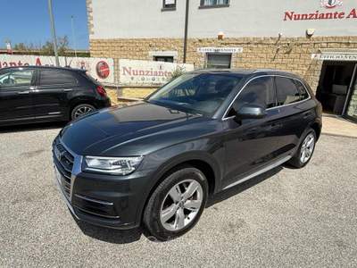 Audi Q5 40 TDI quattro S tronic Business Design Grigio usata Civitavecchia