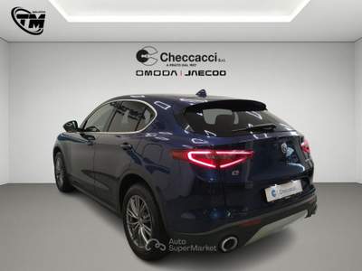Alfa Romeo Stelvio Stelvio 2.2 Turbodiesel 190 CV AT8 Q4 Executive Blu/Azzurro usata Prato