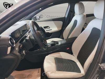 Mercedes-Benz Classe A A 180 d Automatic Business Grigio usata Prato