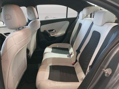 Mercedes-Benz Classe A A 180 d Automatic Business Grigio usata Prato