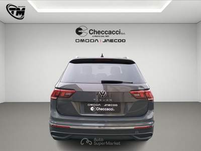 Volkswagen Tiguan Tiguan 2.0 TDI 150 CV SCR DSG Life Grigio usata Prato