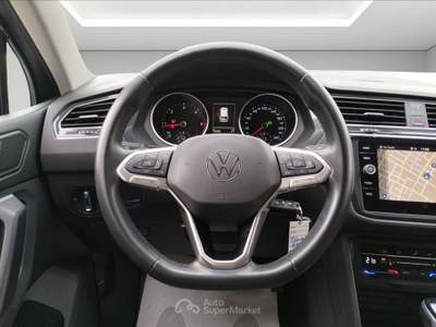 Volkswagen Tiguan Tiguan 2.0 TDI 150 CV SCR DSG Life Grigio usata Prato